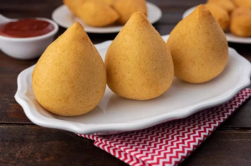 Receita de coxinha de frango com massa de batata